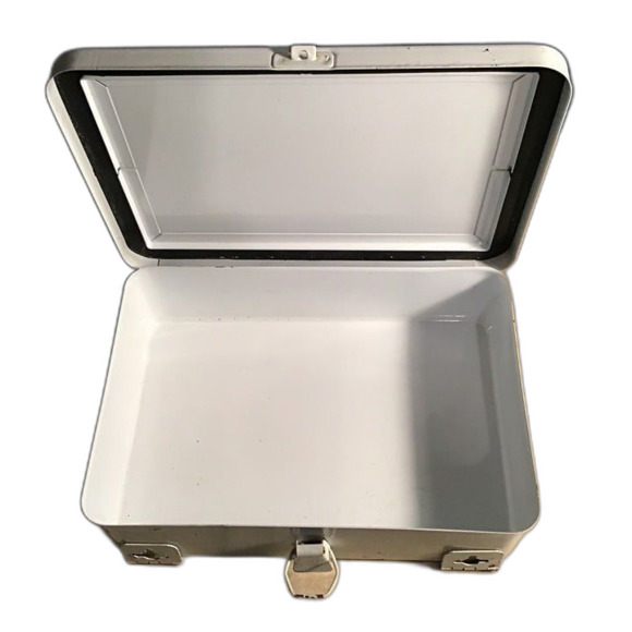 Vintage First Aid Kit Metal Box - Roofers First Aid Kit - Just Kit No Supplies - Picture 4 of 4